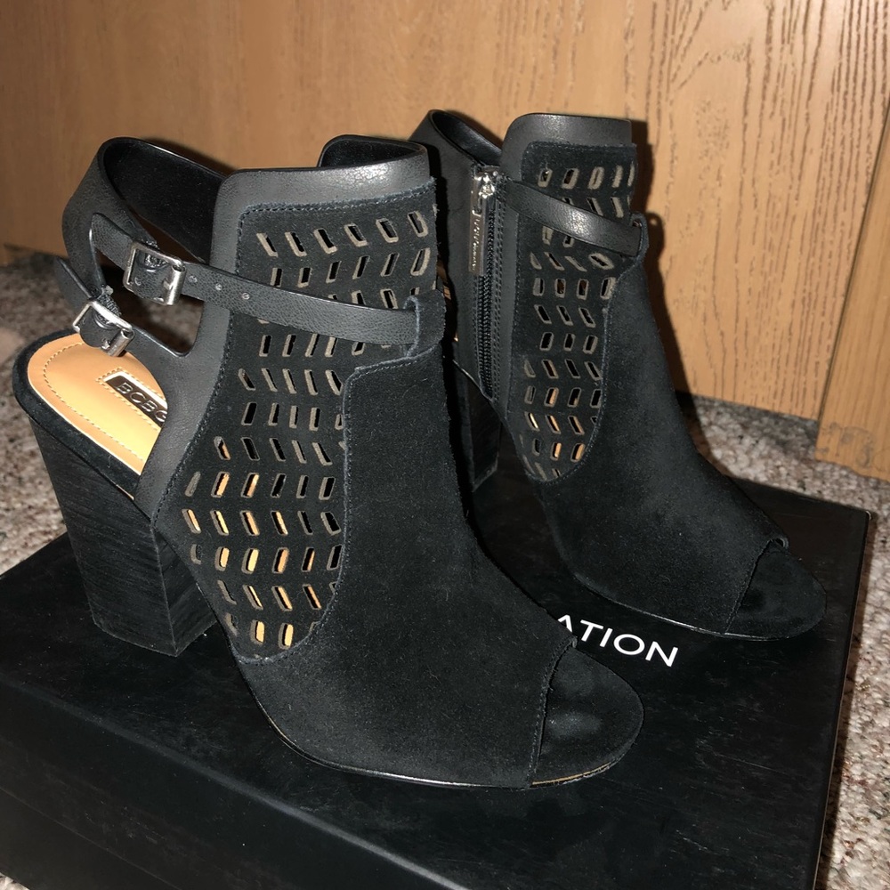 Super comfy black booties!!!